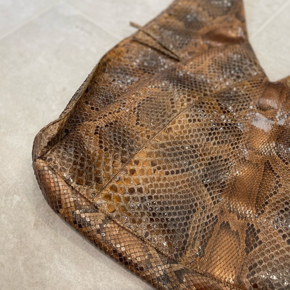 Nancy Gonzalez Python Hobo Bag Excellent Condition Used 1X Beautiful - Picture 9 of 16